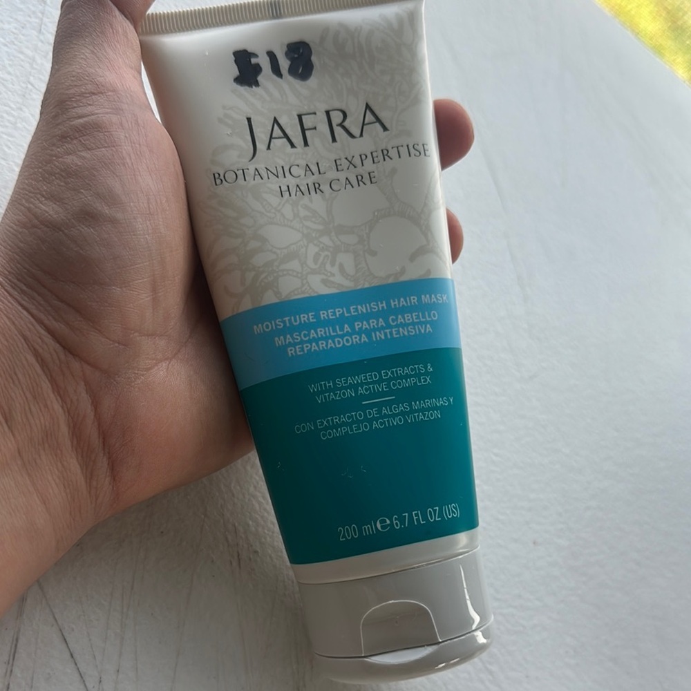 JAFRA Botanical Expertise Hair Mask - Blue & White - Picture 4 of 4
